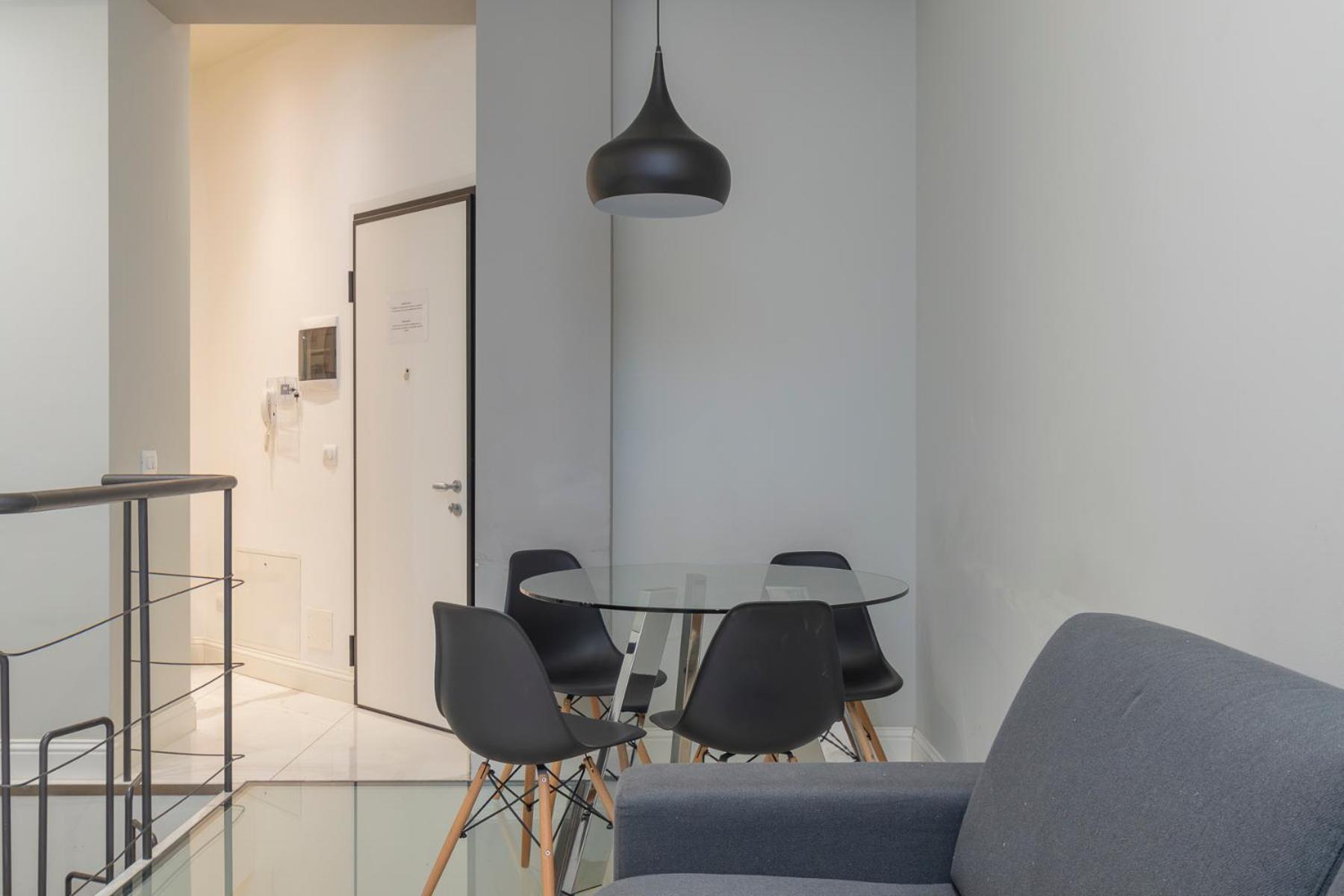 Xenia - Spacious Three-room In Moscova Area * Milan