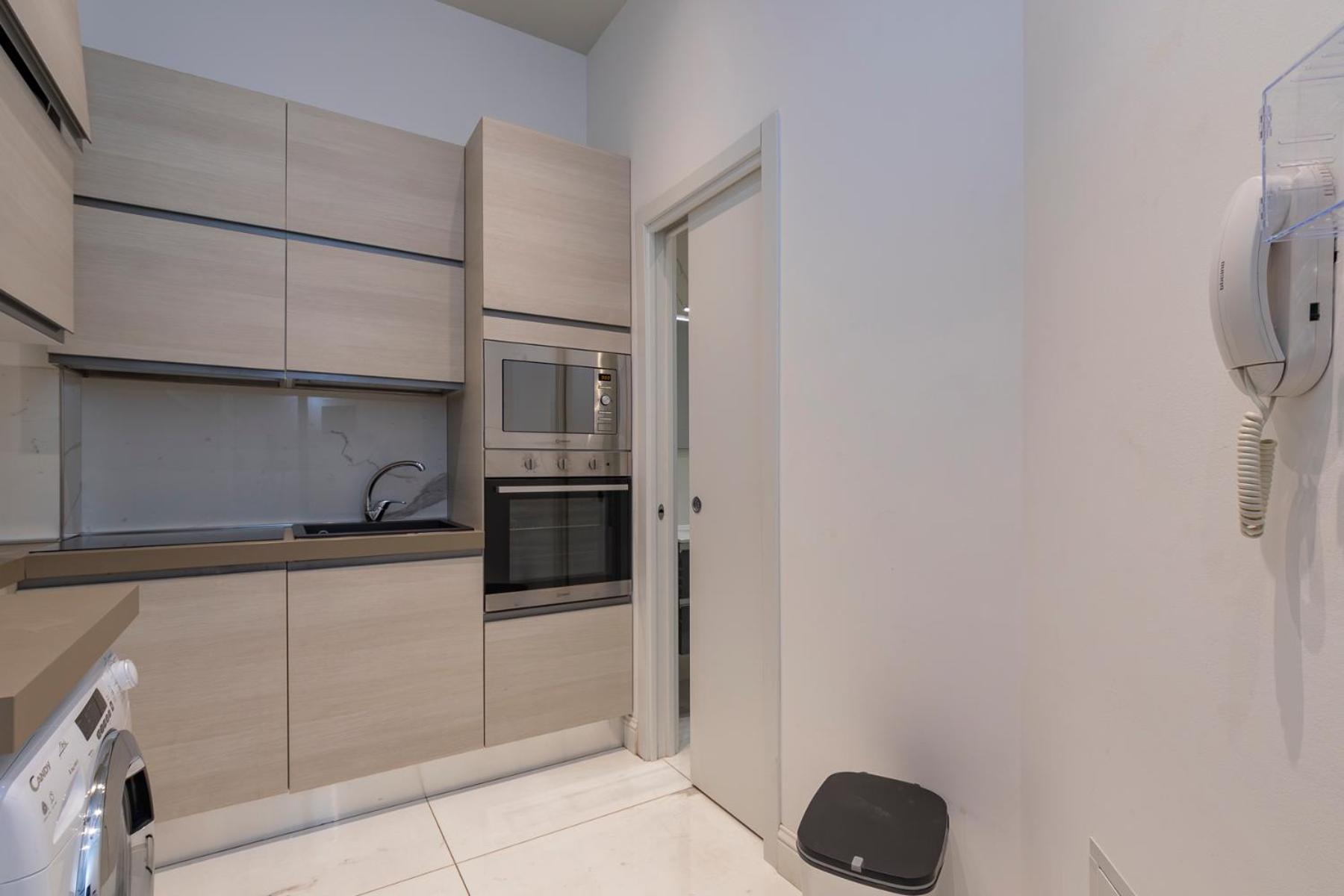 Xenia - Spacious Three-room In Moscova Area *