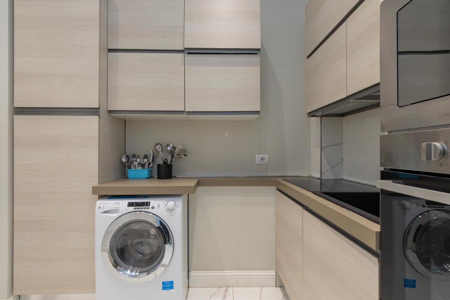 Xenia - Spacious Three-room In Moscova Area * Mailand