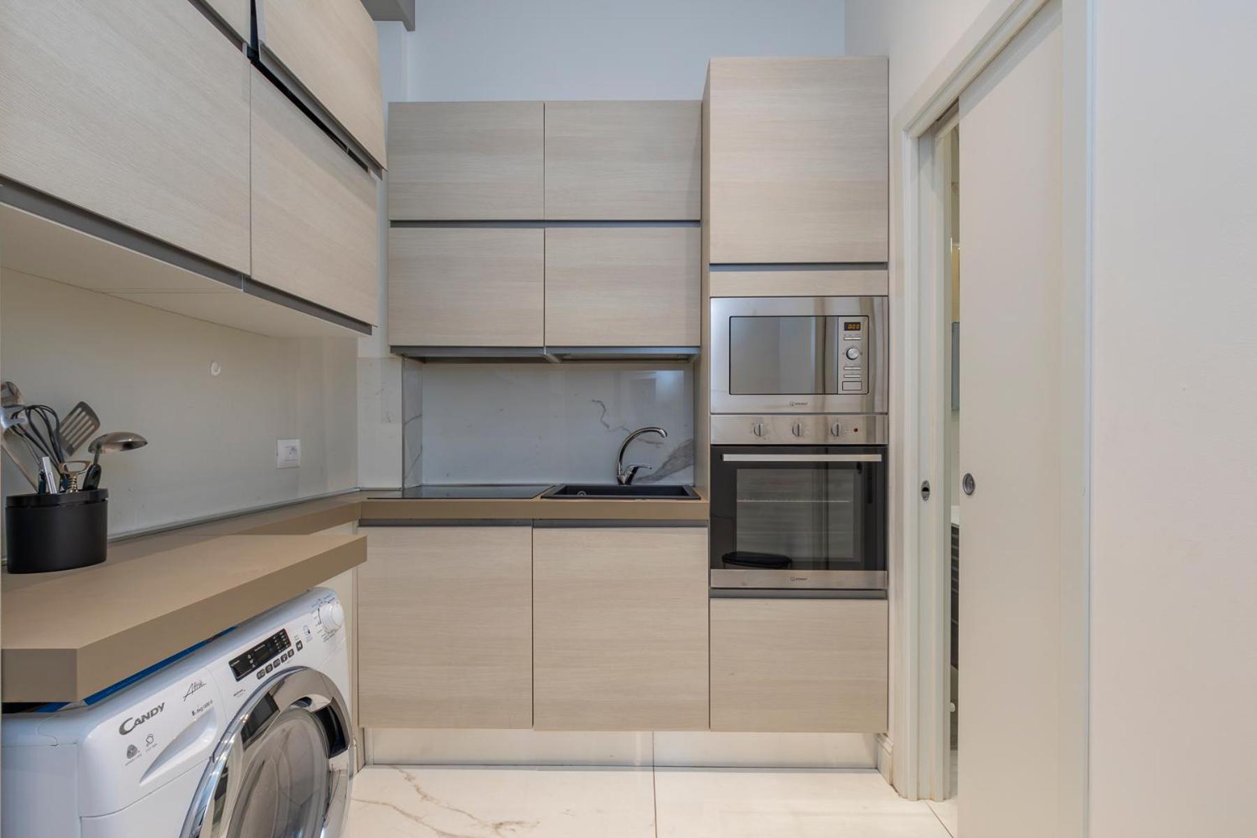 Xenia - Spacious Three-room In Moscova Area Apartment *