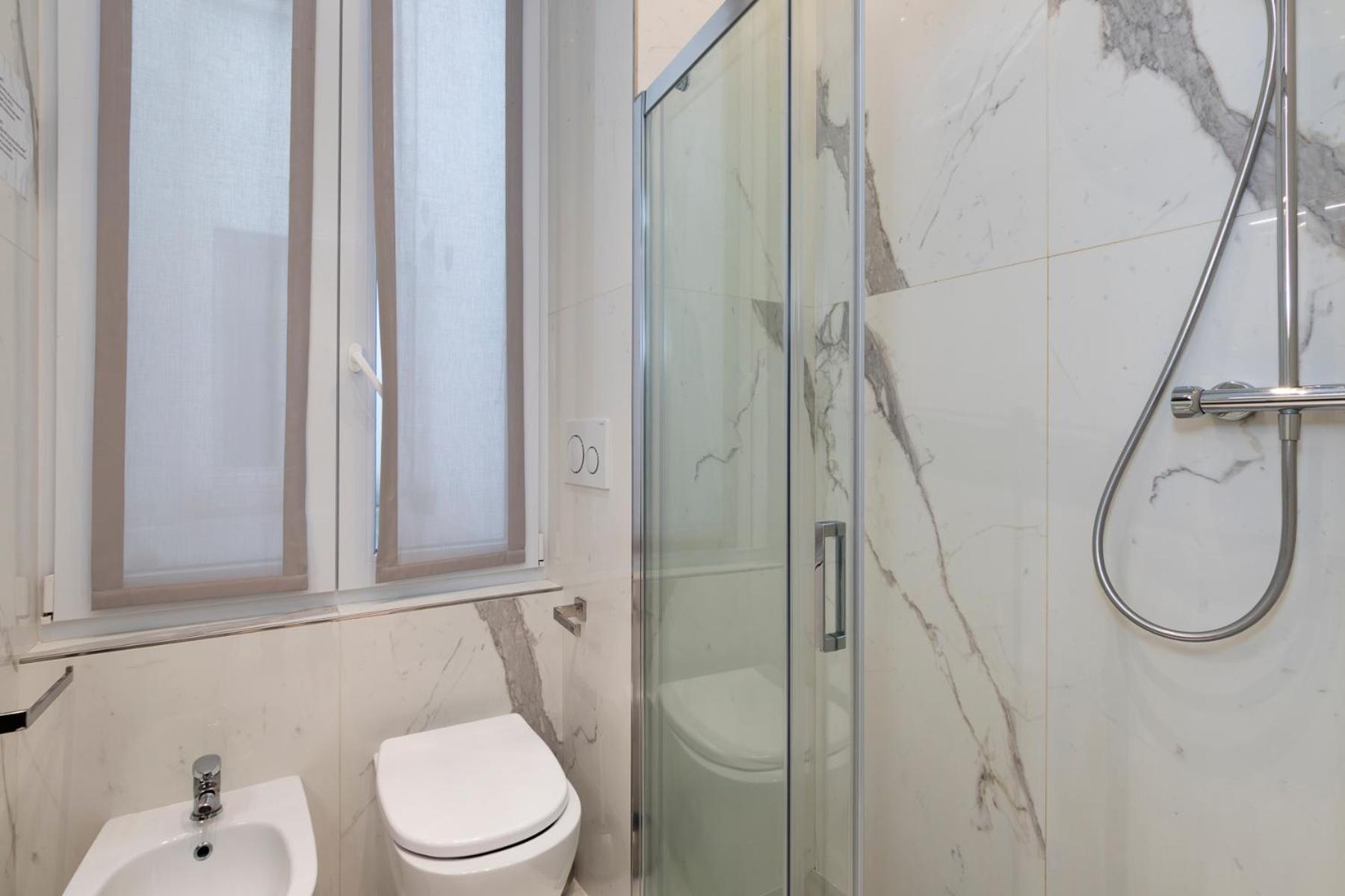 Xenia - Spacious Three-room In Moscova Area * Mailand